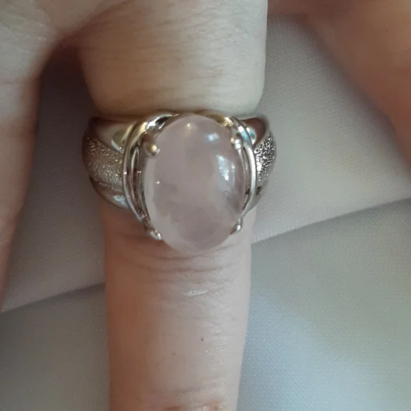 Silver-toned Rose Quartz - Picture 1 of 2